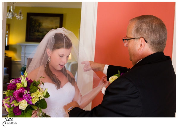 Father-Daughter-JaeStudios-Lynchburg-Virginia-Wedding-Photographer-Photos_0034