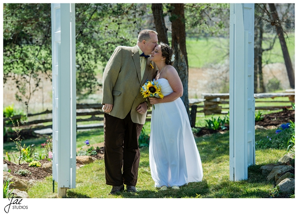 Father-Daughter-JaeStudios-Lynchburg-Virginia-Wedding-Photographer-Photos_0038